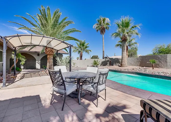 Holiday home 5 Mi To Beach: Poolside Paradise In Havasu! *